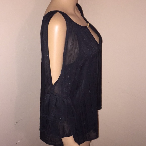 🎉🎊RUFFLE CUFF KEYHOLE TOP😍💥 - Picture 3 of 8